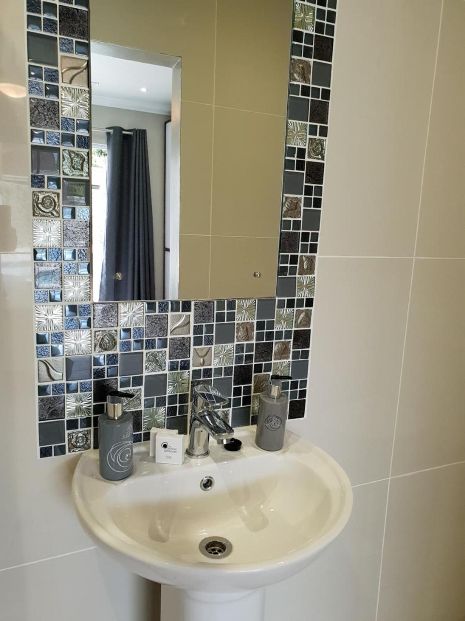 Reef View Bnb East London Dış mekan fotoğraf