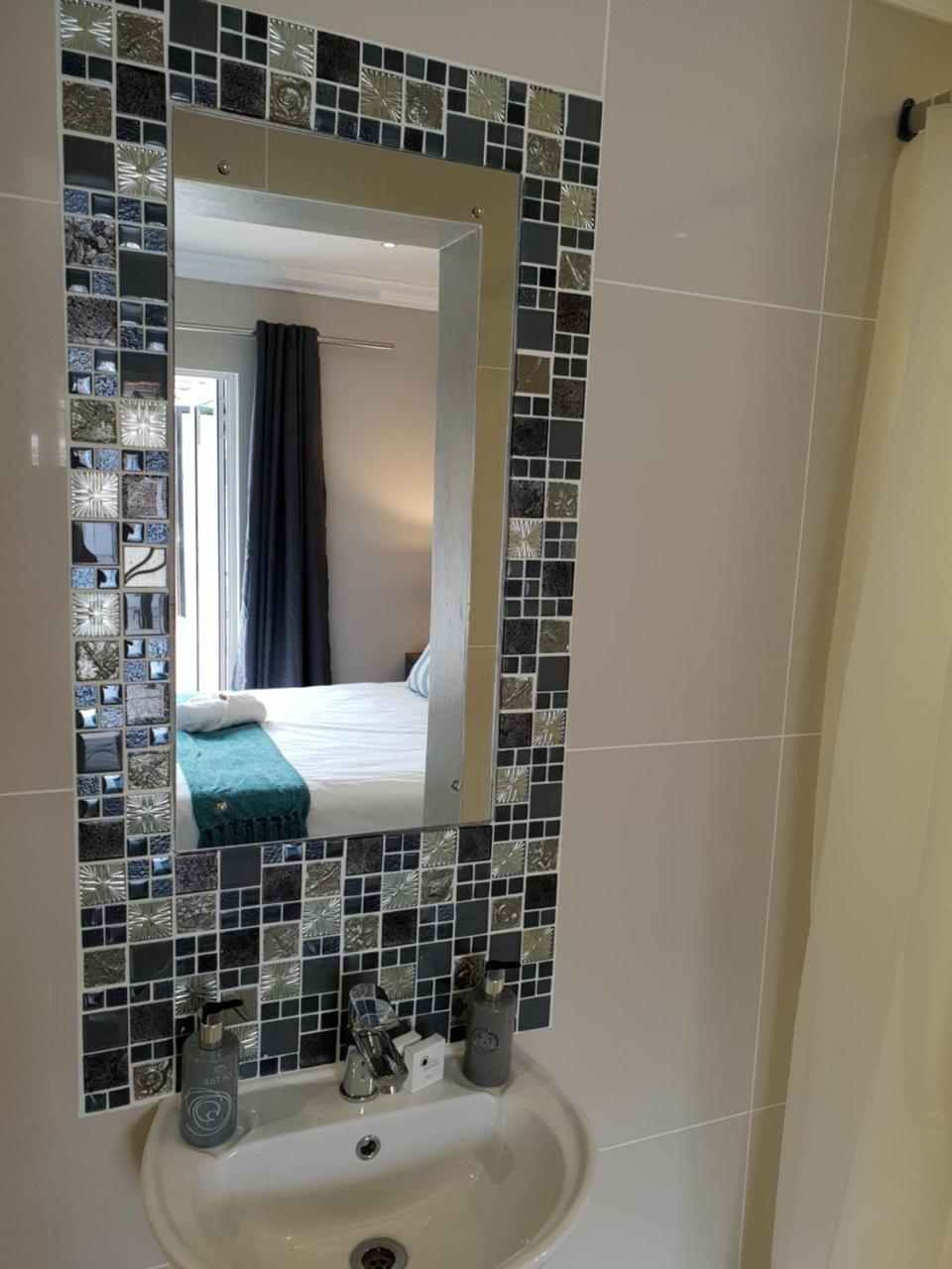 Reef View Bnb East London Dış mekan fotoğraf